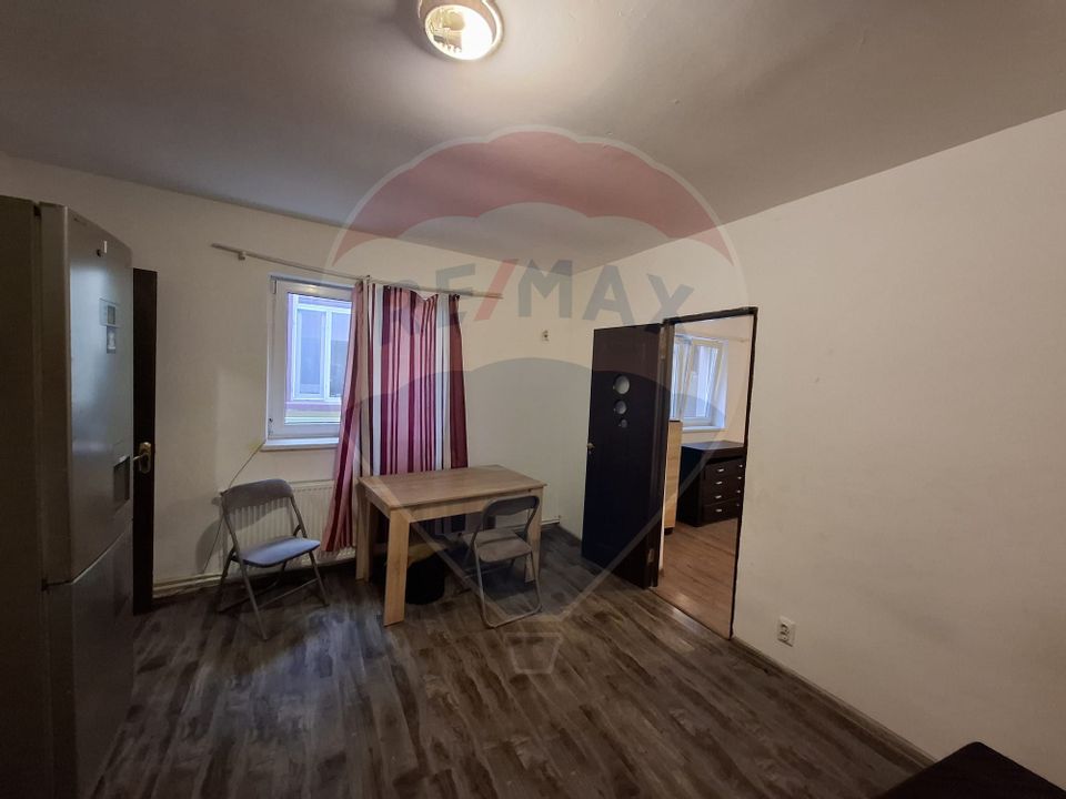 Ultra-central house | 2 rooms for sale Calea Plevnei