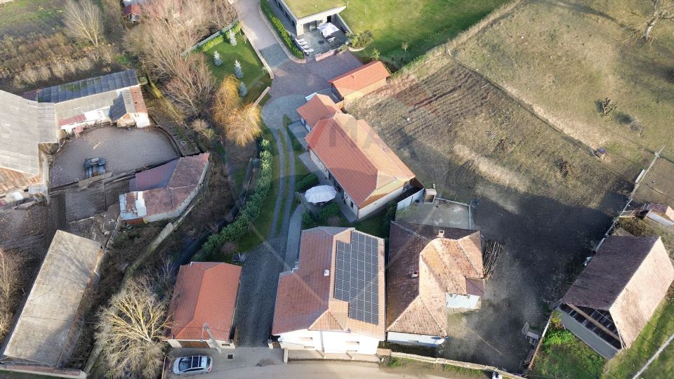 180sq.m Special Property for sale