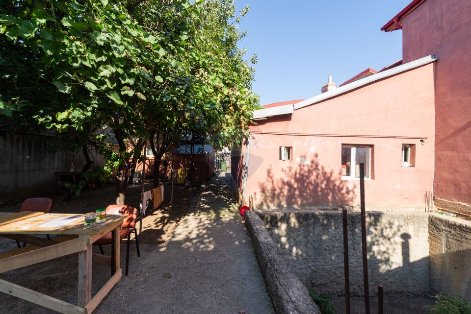 Casa individuala 4 camere, 265mp teren, Progresul , Sector 4