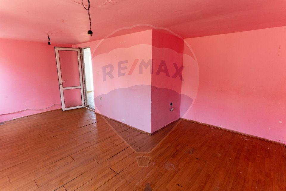 4 room House / Villa for sale, Central area