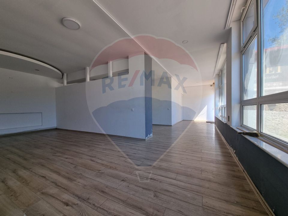 120sq.m Commercial Space for rent, Tomis Nord area