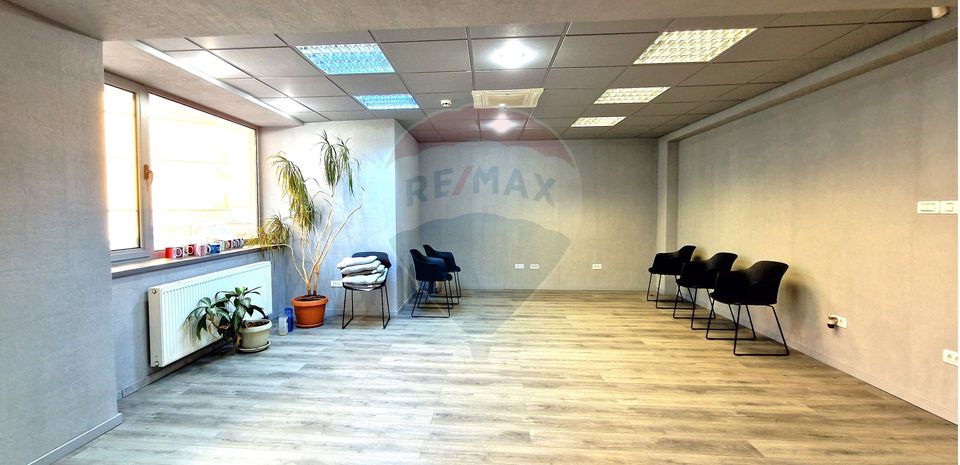 70sq.m Office Space for rent, Centrul Civic area