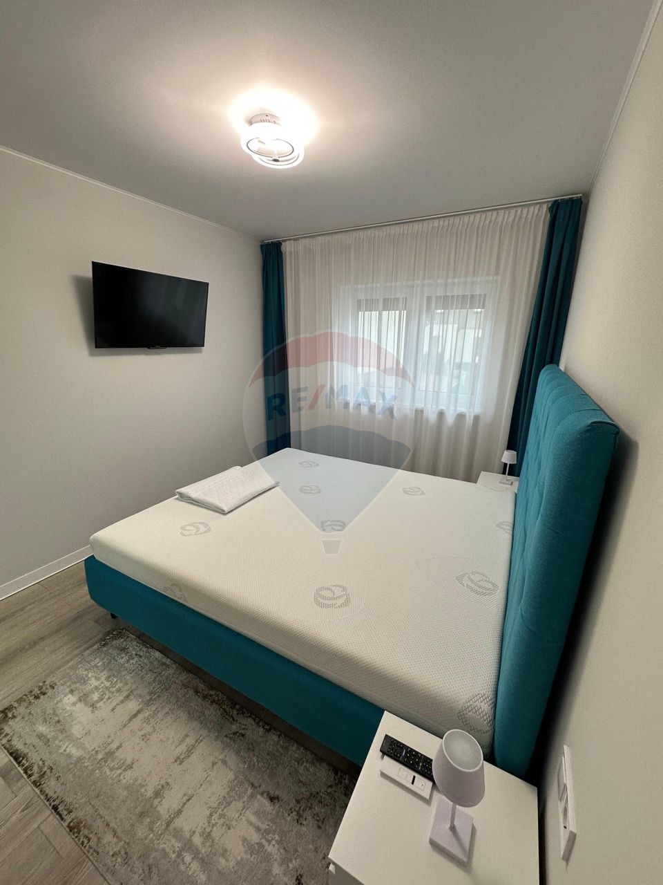 CASA DE LUX  4 CAMERE DE INCHIRIAT SELIMBAR