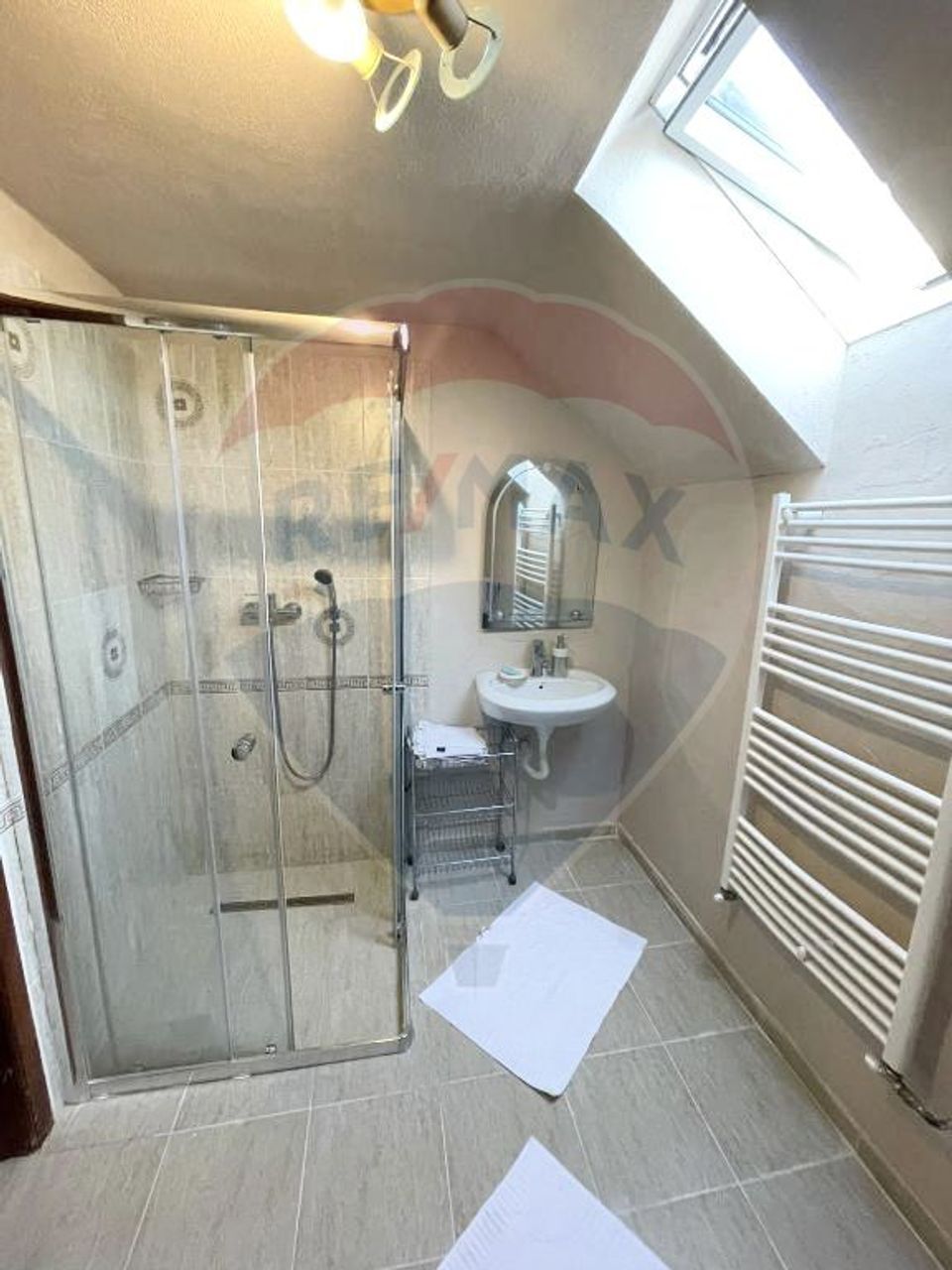 Vila si casa de vacanta Sibiel