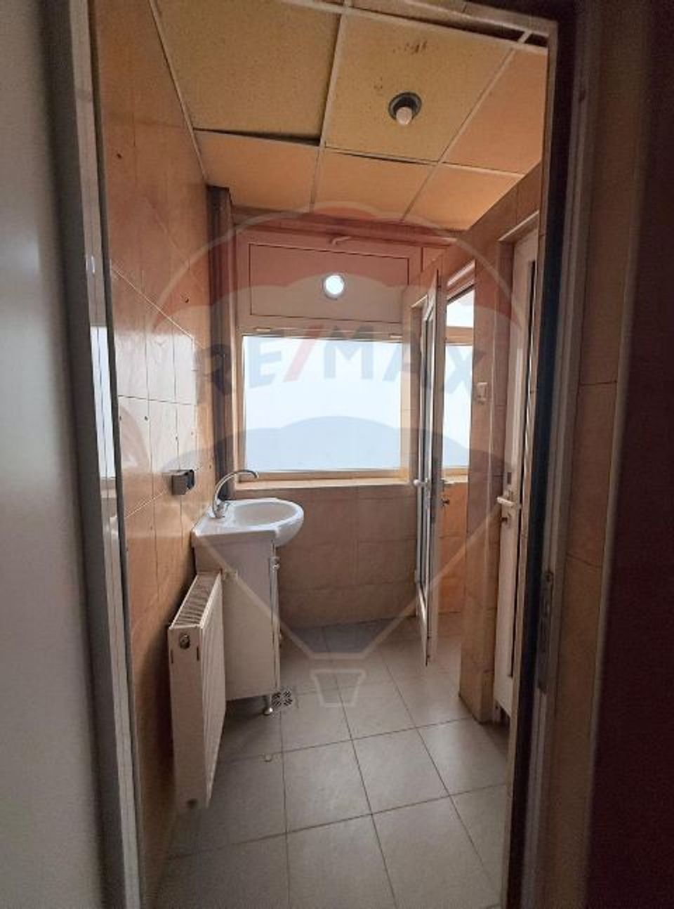 Spațiu stradal-ideal comercial sau birou-zona Orasul de Jos-Inchiriere