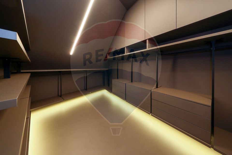 Casă modernă cu arhitectură minimalistă și confort inteligent Brasov