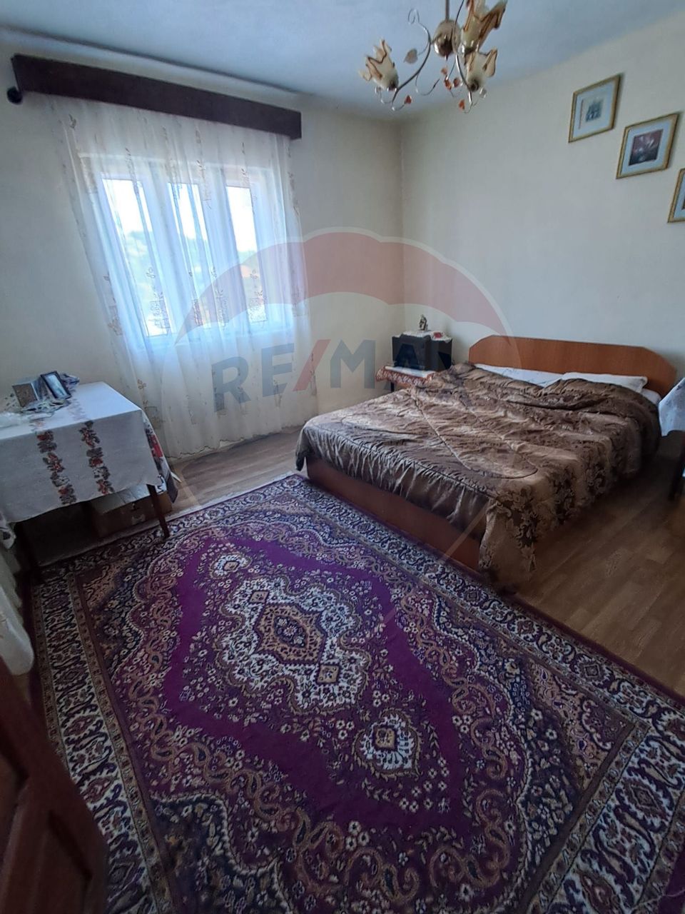 Casă / Vilă cu 4 camere de vânzare in Fratostita Dolj