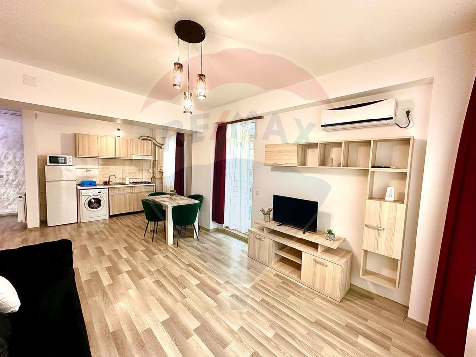 Apartament cu 3 camere de vânzare în zona Central