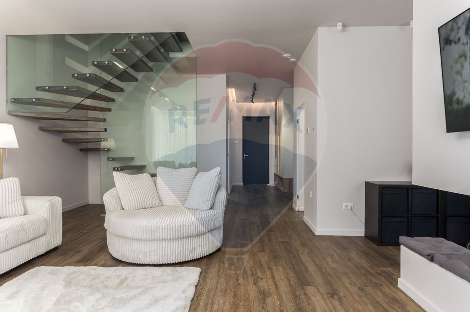 6-room smart villa with rooftop pool – for rent