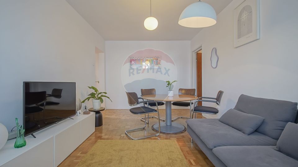 Apartament cu 3 camere de închiriat B-dul Victoriei