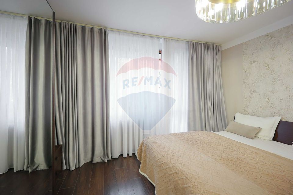 3 room Apartment for sale, Decebal area