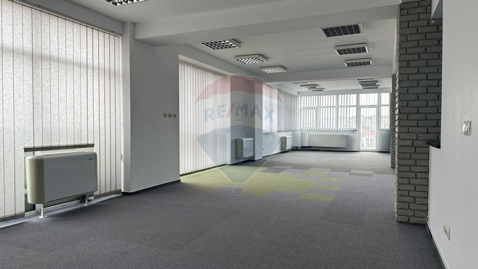 De închiriat spațiu de birouri | SU 200 mp | Zona Andrei Muresanu