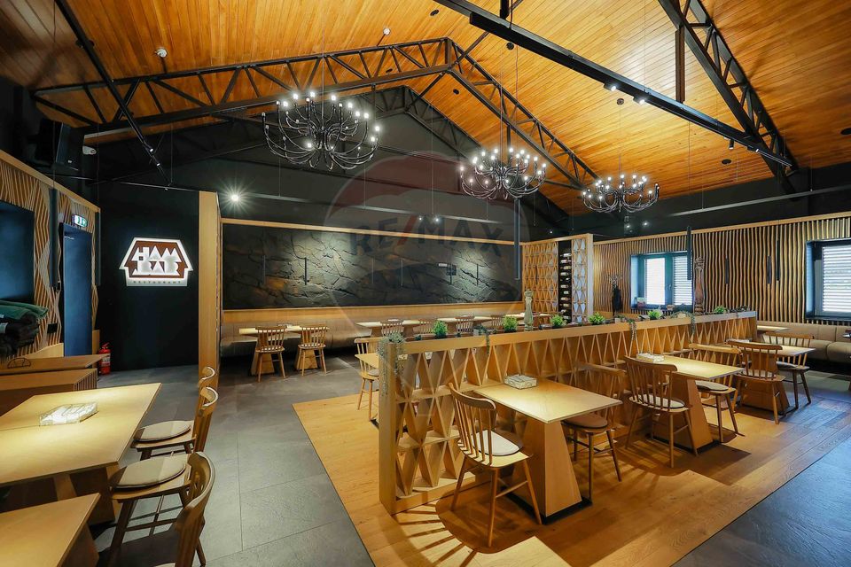 Hotel-Spa-Restaurant nou de Vânzare, 26 Camere, în Padiș,