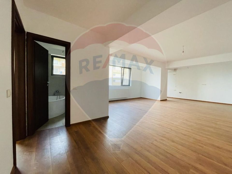 New and spacious apartment - Pipera