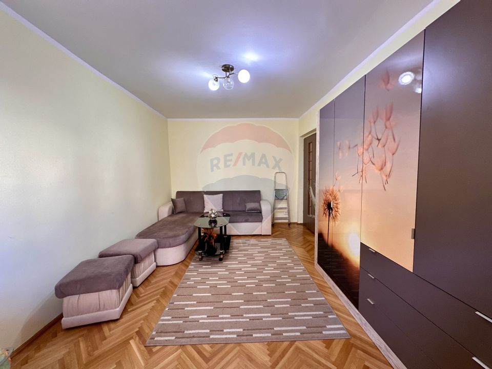 3 room Apartment for sale, Vasile Aaron area