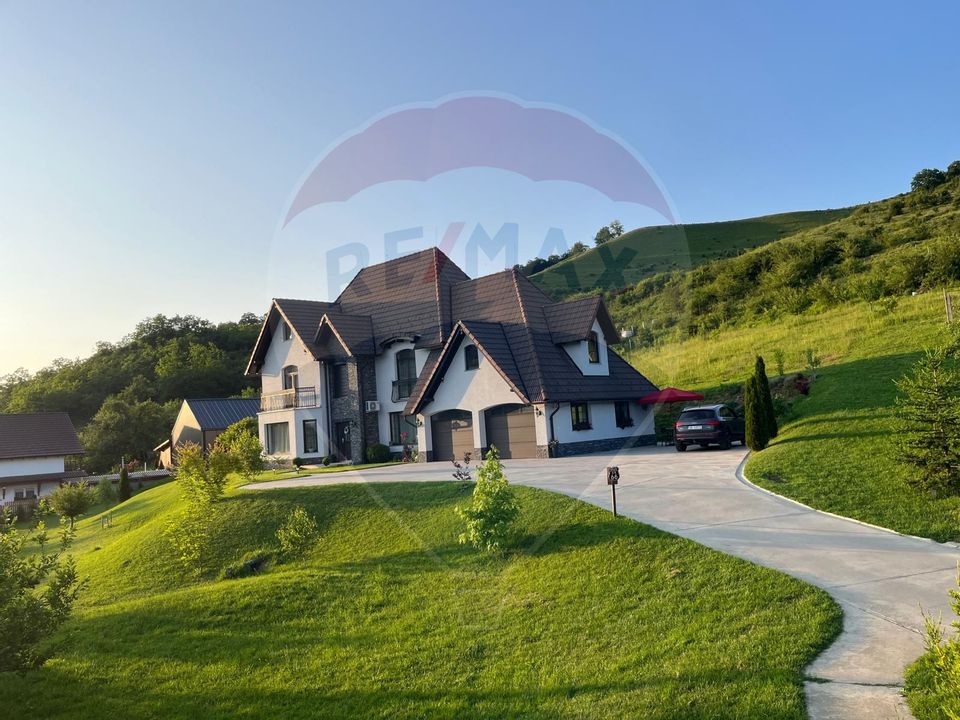 4 room House / Villa for sale, Central area