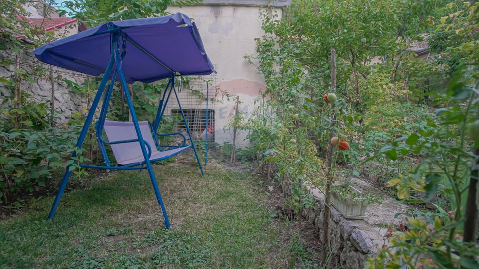 De vanzare vilă cu 5 camere, curte și garaj, în Șchei