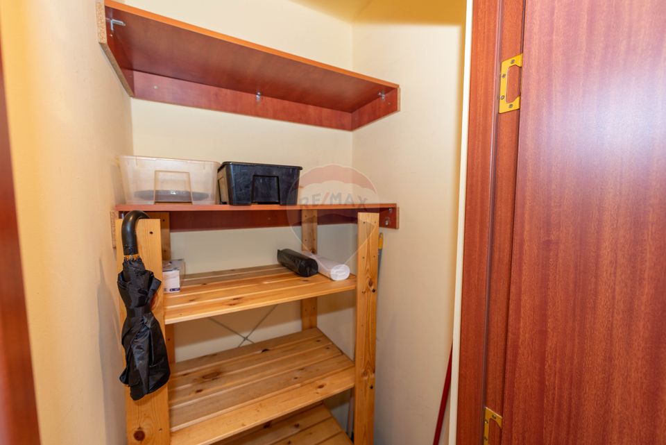 Apartament semidecomandat cu 3 camere de inchiriat Vasile Goldis Minis