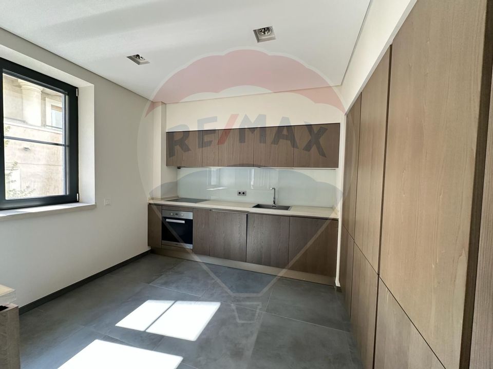 5 room Apartment for rent, Primaverii area