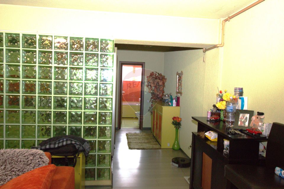 Apartament cu 2 camere de vanzare in zona Drumul Taberei