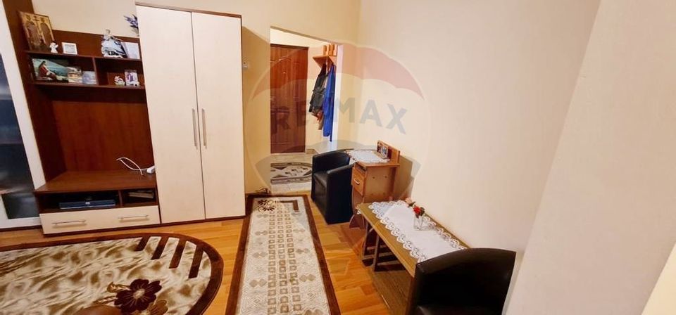 2 room Apartment for rent, Milcov area