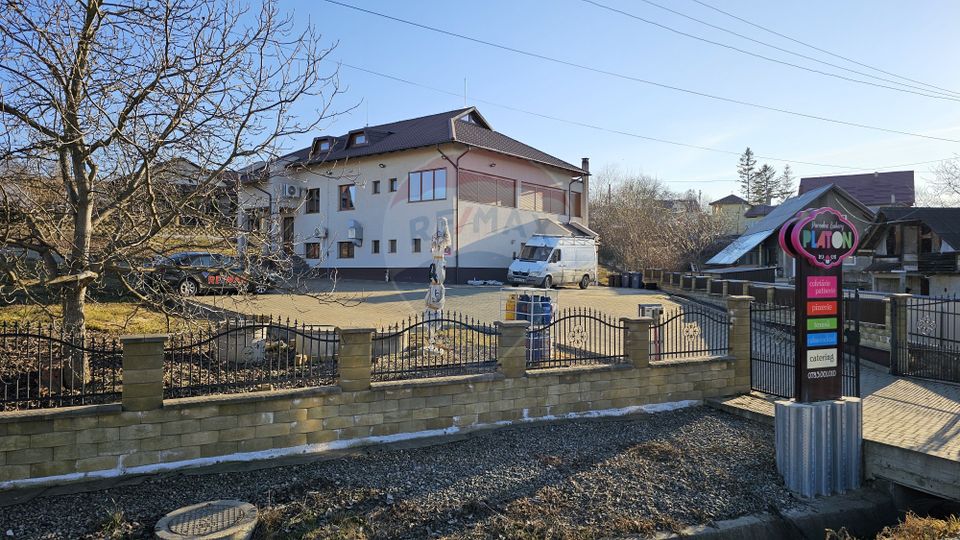 Complex comercial-cofetărie, patiserie pitzerie- Udești, Suceava