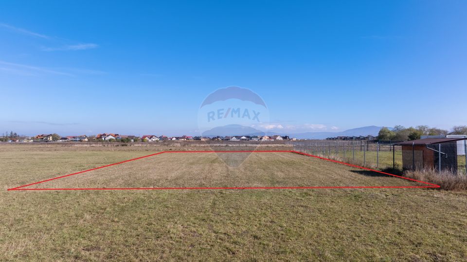 Land 1,000sqm Harman / Strada Henri coanda