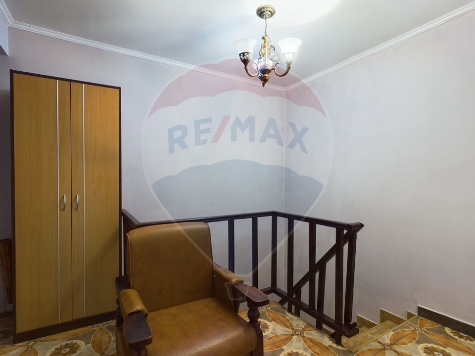 5 room House / Villa for sale, Andronache area