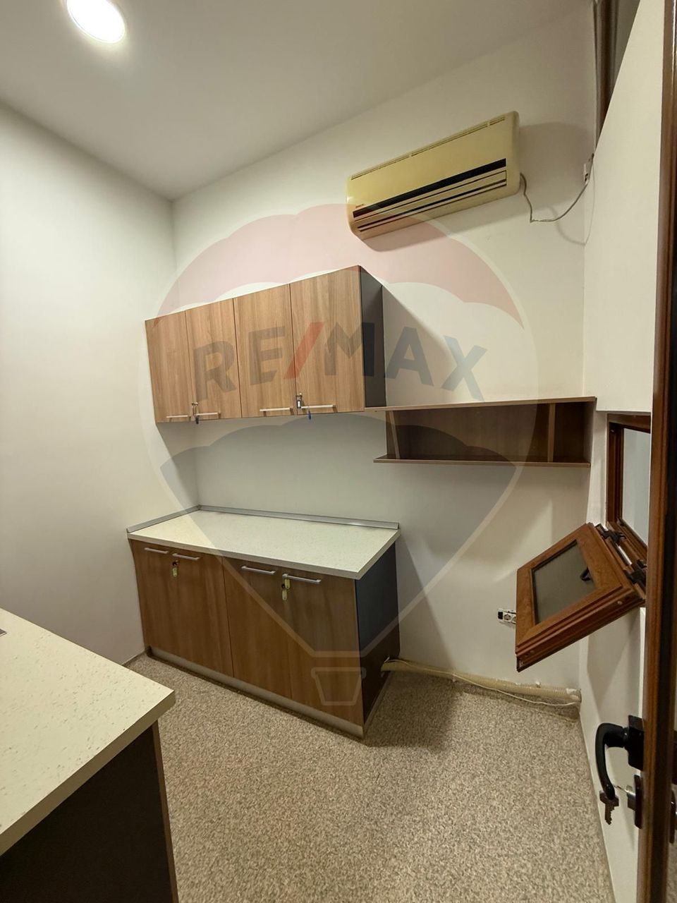 88.4sq.m Commercial Space for sale, Ultracentral area