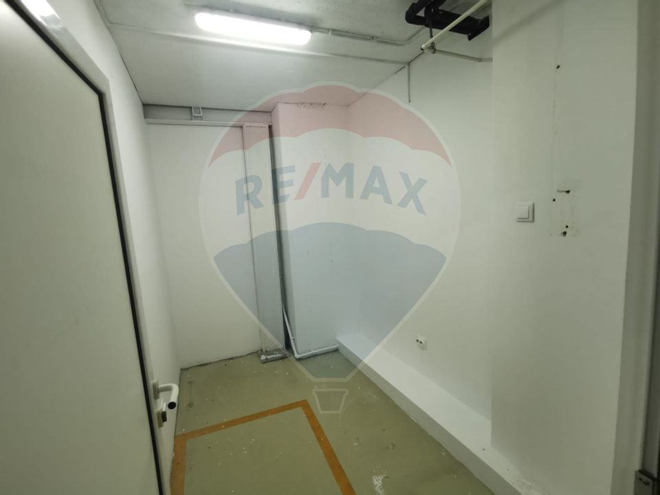 450sq.m Industrial Space for rent, Depozitelor area