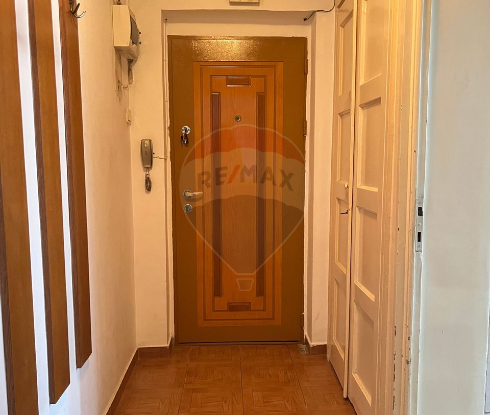 Vanzare 2 camere decomandat, Bd. Basarabia 106, Arena Națională