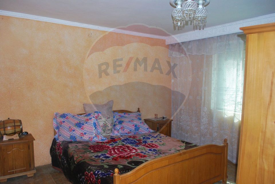 4 room House / Villa for sale