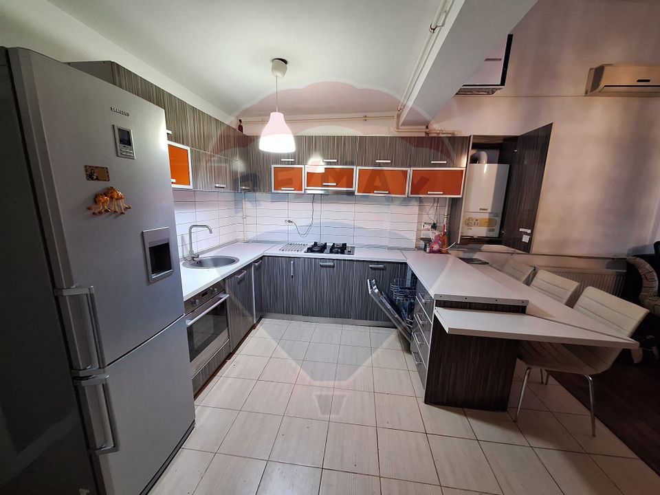 Apartament cu 3 camere de vanzare in Constanta -Km5