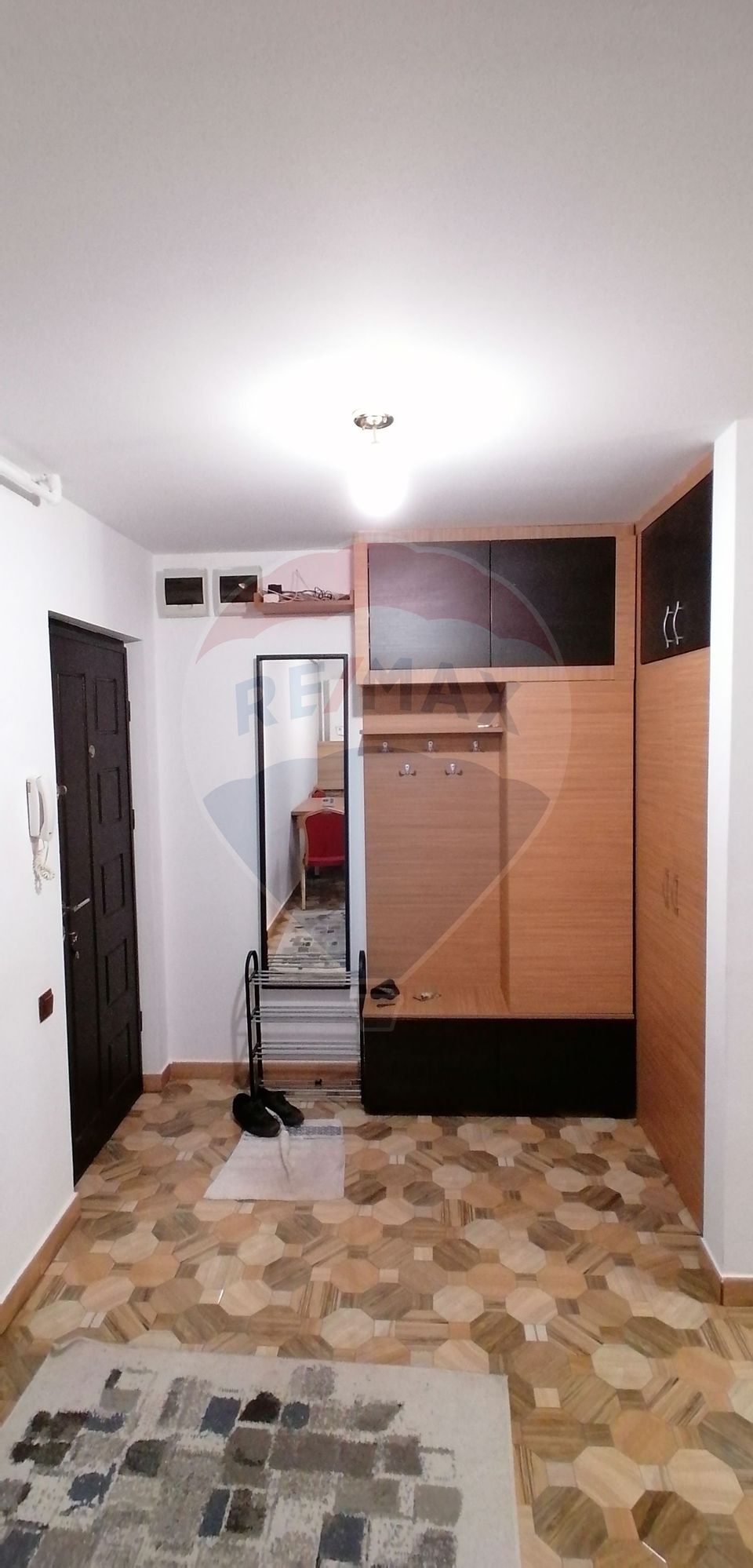Apartament cu 3 camere de inchiriat in zona Manastur