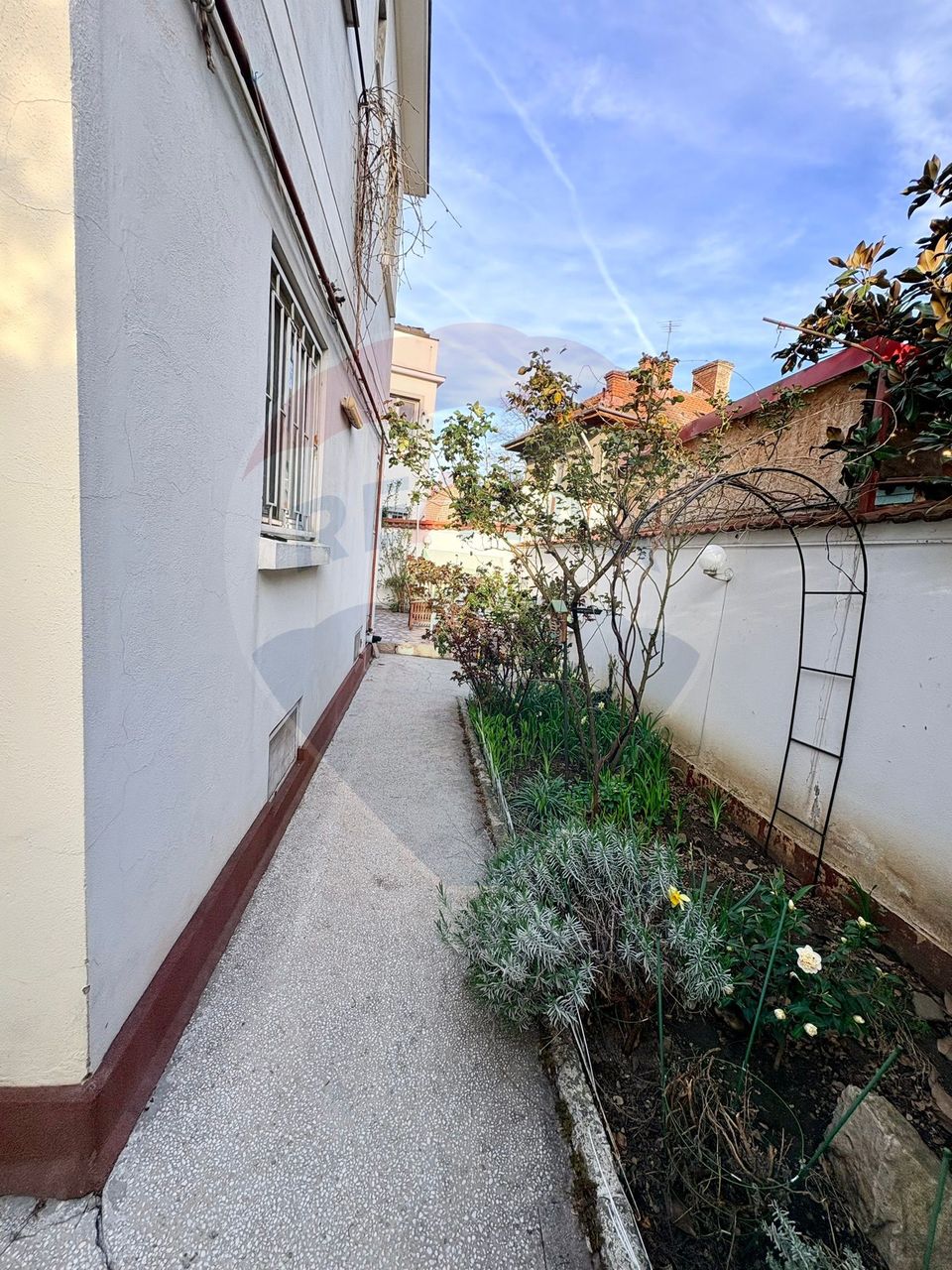 Casa 6 camere Iancului | Curte + Parcare | Comision 0%