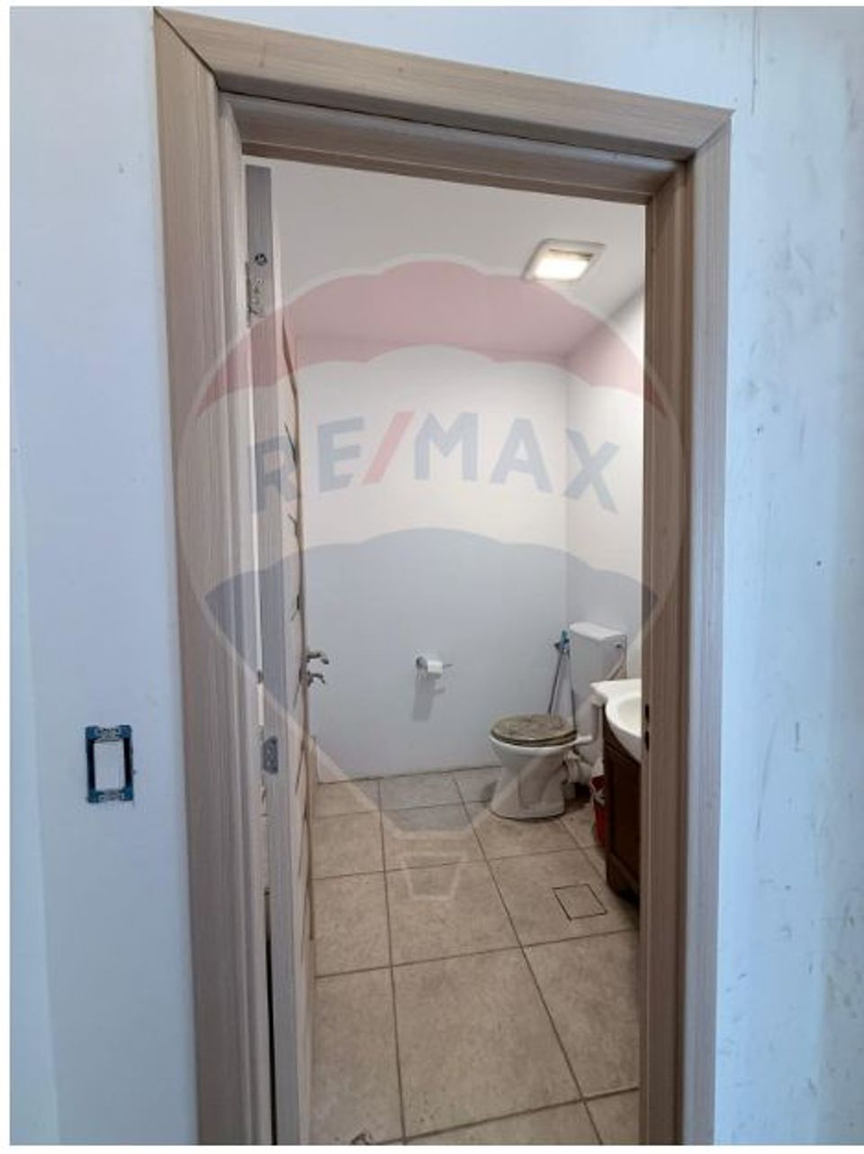 Spațiu comercial 110 mp-Inchiriere- vizibilitate excelentă