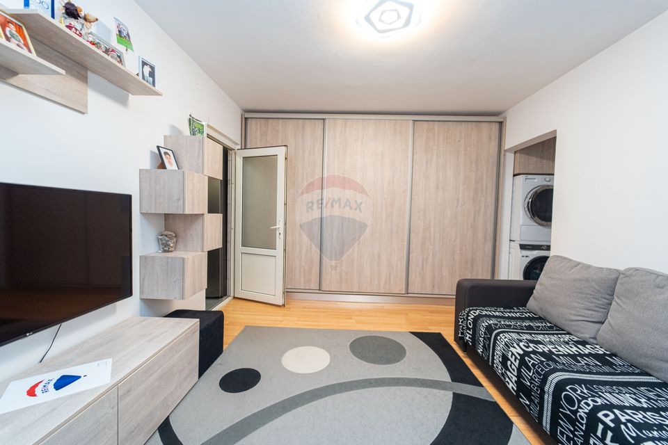 Apartament cu 2 camere, renovat, zona linistita, Florilor!