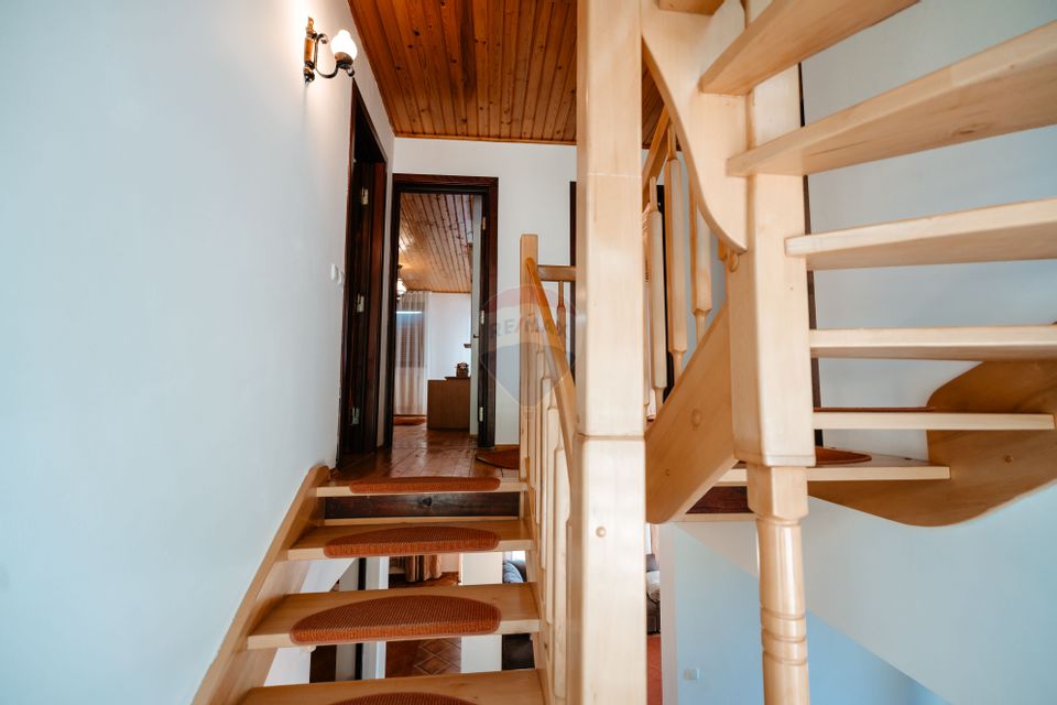 6 room House / Villa for sale