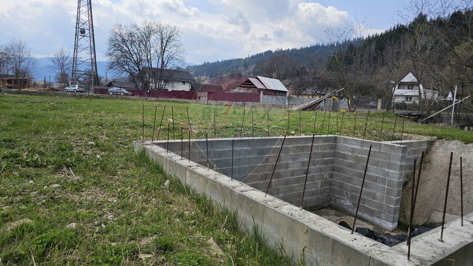 Land 1,520sqm Hangu / Strada Principala