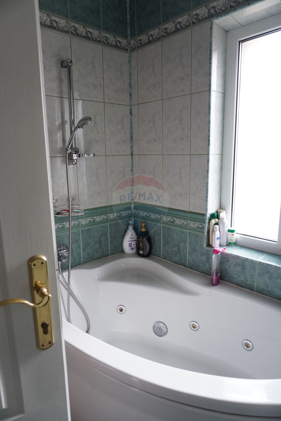 5 room House / Villa for sale