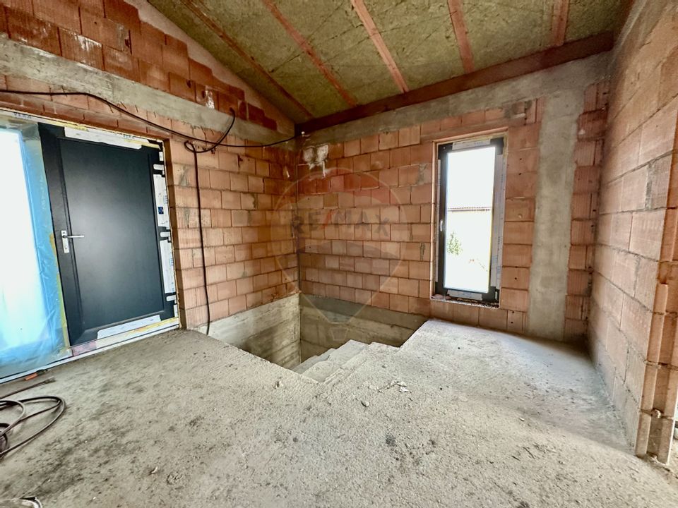 Casa premium de vanzare in Campenesti!