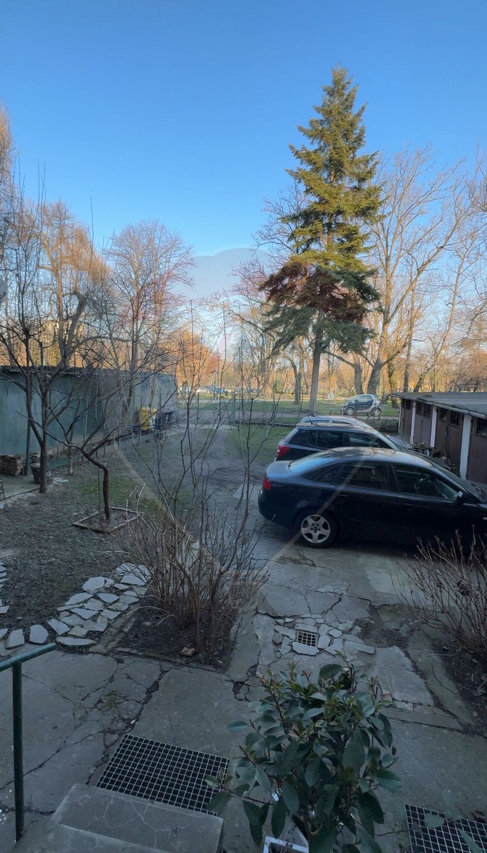 Apartament cu 2 camere de închiriat în zona P-ta Victoriei