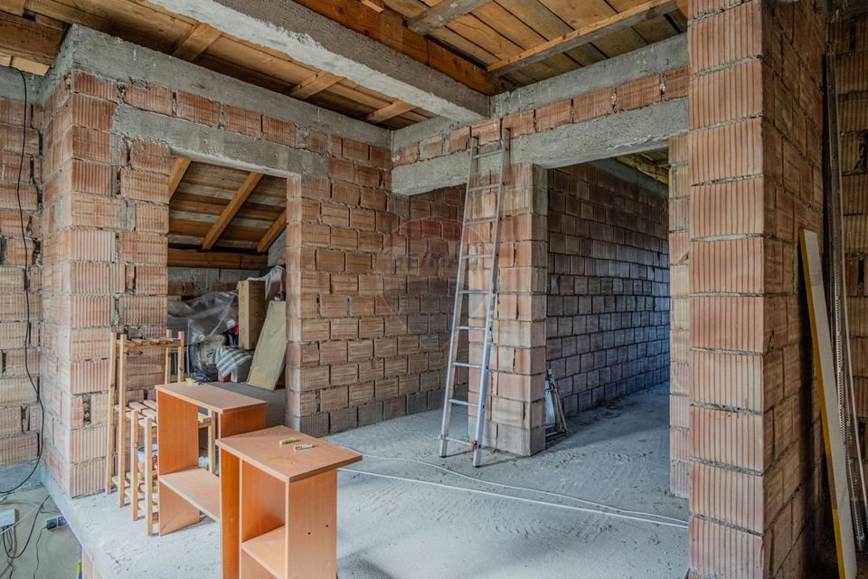 VILĂ DE POVESTE | 300mp utili | în inima naturii | OPORTUNITATE