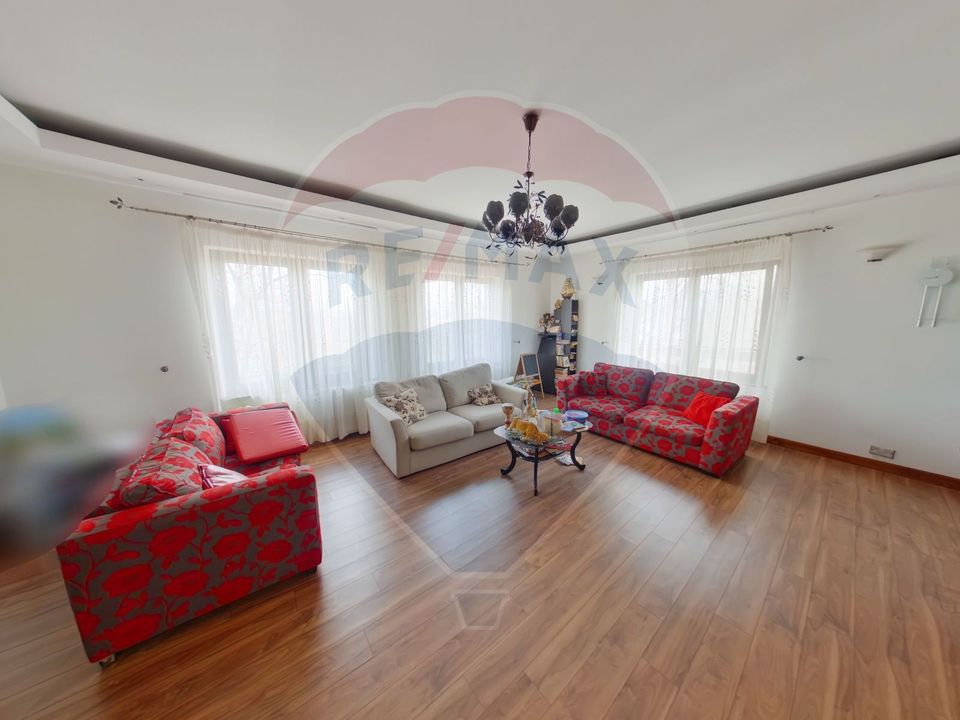 6 room House / Villa for sale, Sud-Est area