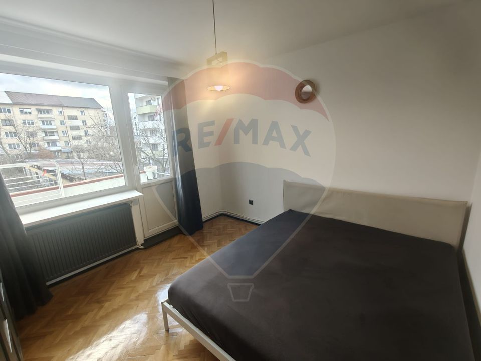 Apartament cu 3 camere de inchiriat Victor Babeș etaj 1