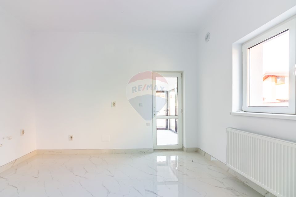 Casă / Vilă în centrul orasului Buftea, autobuz, hipermarket, piata