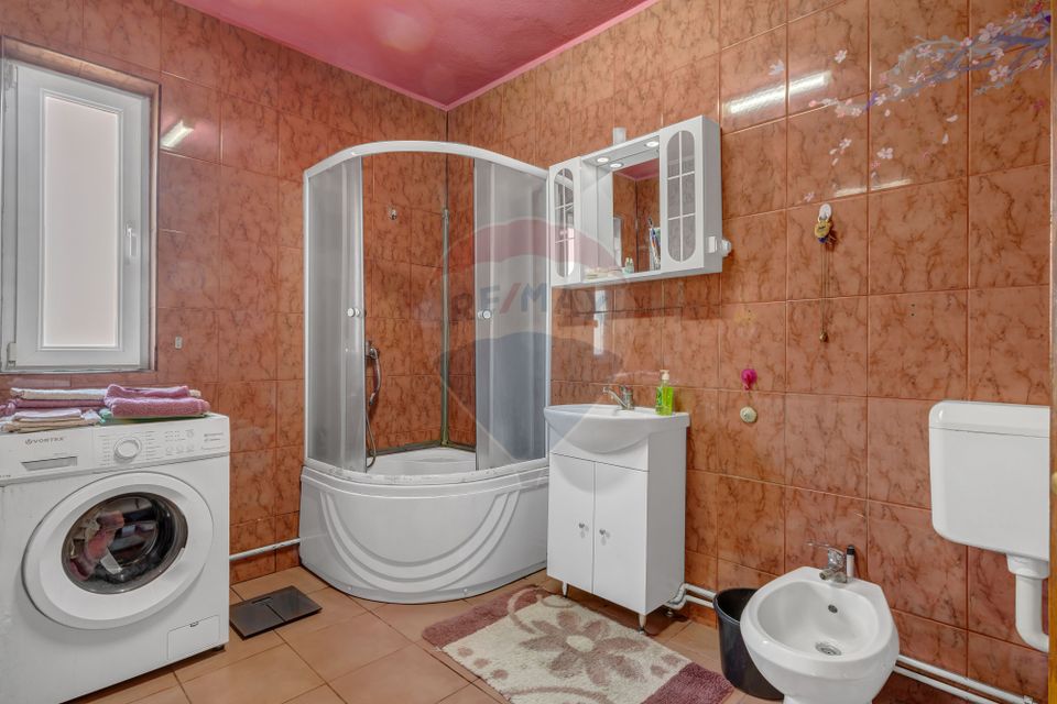 8 room House / Villa for sale, Ultracentral area