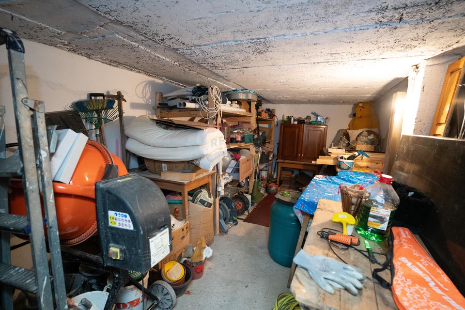 Vânzare pensiune renovată 2025 – 6 camere, Corbșori (Poenari)