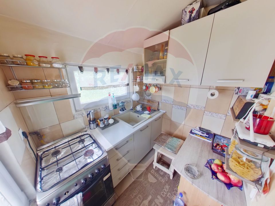 Casă / Vilă cu 4 camere de vânzare în zona Ultracentral