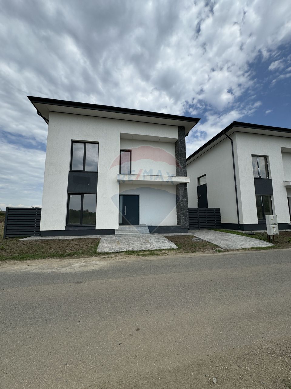 6 room House / Villa for sale